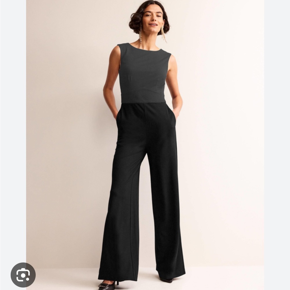 Black Sleeveless Jumpsuit
